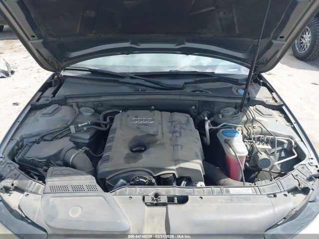 Продаж на аукціоні авто 2014 Audi A4 2.0t Premium, vin: WAUFFAFL4EN004690, номер лоту: 44744238