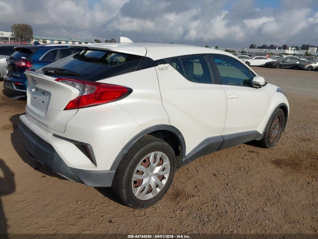 JTNKHMBX7K1022234 Toyota C-HR LE