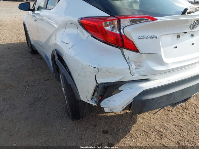 JTNKHMBX7K1022234 Toyota C-HR LE
