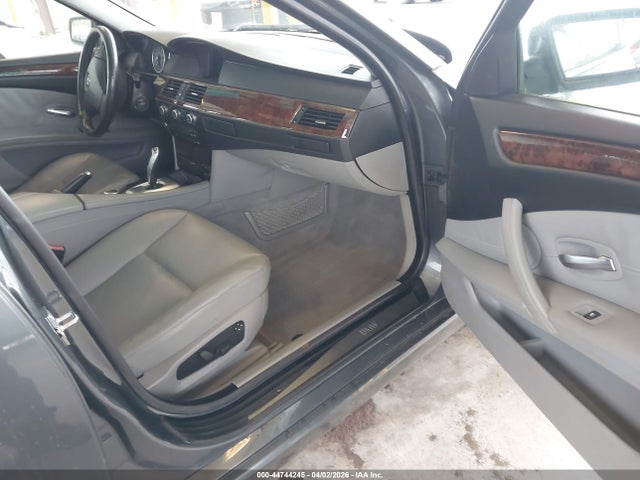 2008 BMW 535XI WBAPT73538CX01323 Photo 4