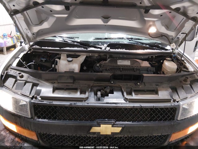 Chevrolet EXPRESS G3500 2023 1GAZGNFP4P1105982 Image 23