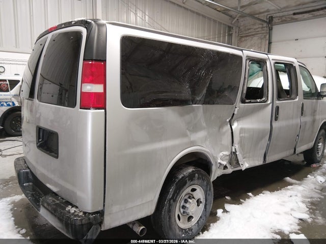 Chevrolet EXPRESS G3500 2023 1GAZGNFP4P1105982 Image 19