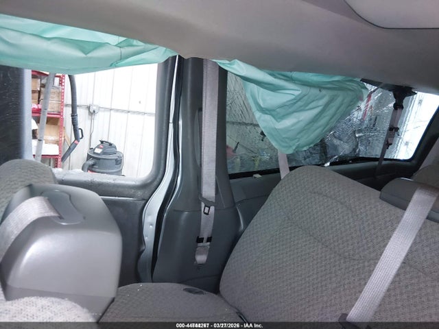 Chevrolet EXPRESS G3500 2023 1GAZGNFP4P1105982 Image 27