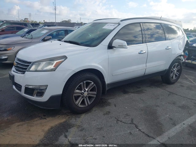 Chevrolet Traverse 2lt 2017 1GNKVHKDXHJ130759 Image 2