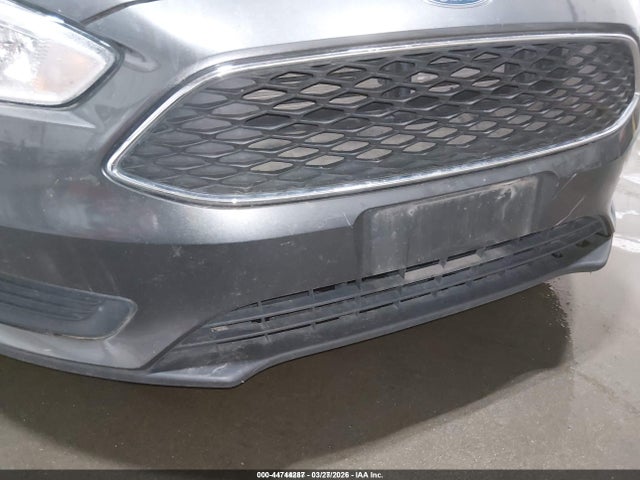 1FADP3K20JL329106 Ford FOCUS SE