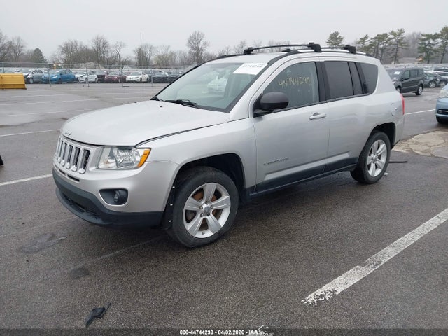 2011 JEEP COMPASS 1J4NT1FB5BD176706 Photo 1