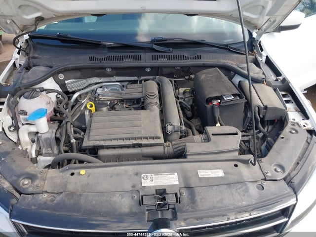 44744325 :رقم المزاد ، 3VW2B7AJ7HM335684 vin ، 2017 Volkswagen Jetta 1.4t S مزاد بيع