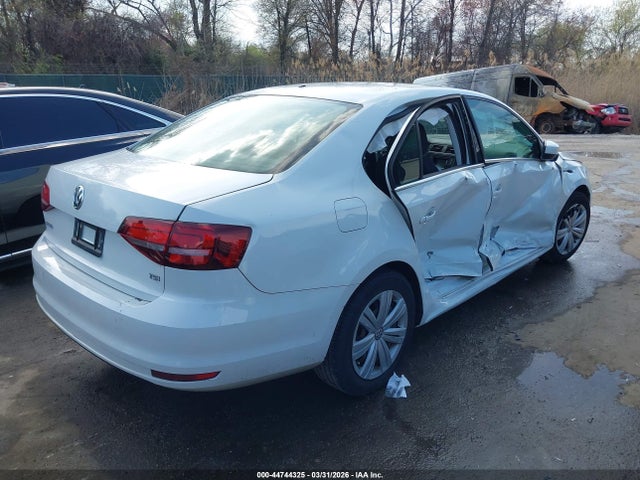 44744325 :رقم المزاد ، 3VW2B7AJ7HM335684 vin ، 2017 Volkswagen Jetta 1.4t S مزاد بيع