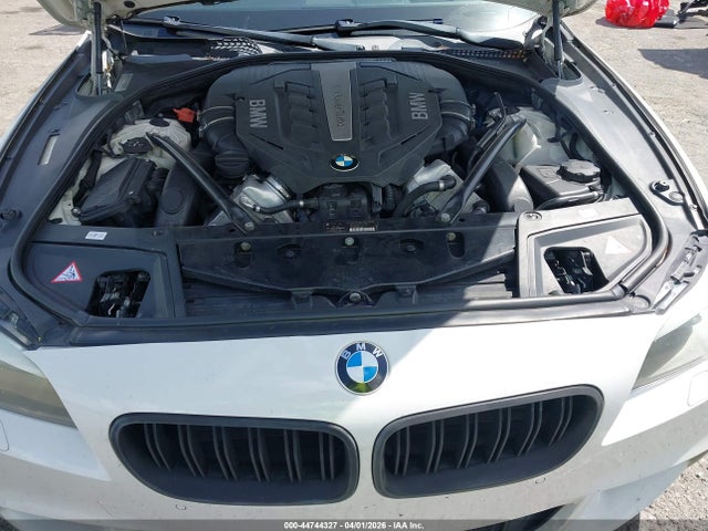 2012 Bmw 550i მანქანა იყიდება აუქციონზე, vin: WBAFR9C58CDV59317, აუქციონის ნომერი: 44744327