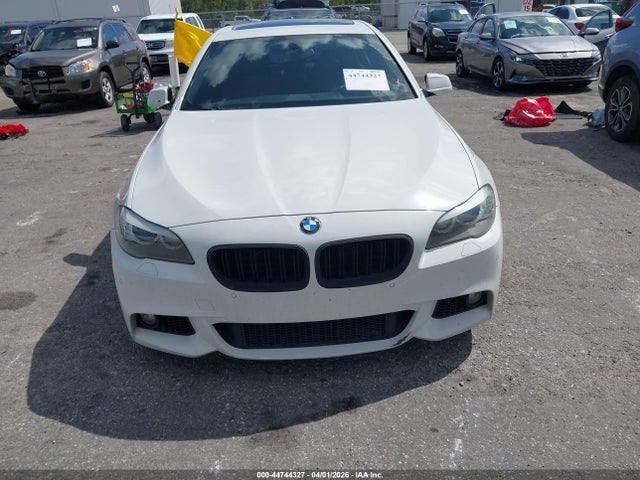 2012 Bmw 550i მანქანა იყიდება აუქციონზე, vin: WBAFR9C58CDV59317, აუქციონის ნომერი: 44744327