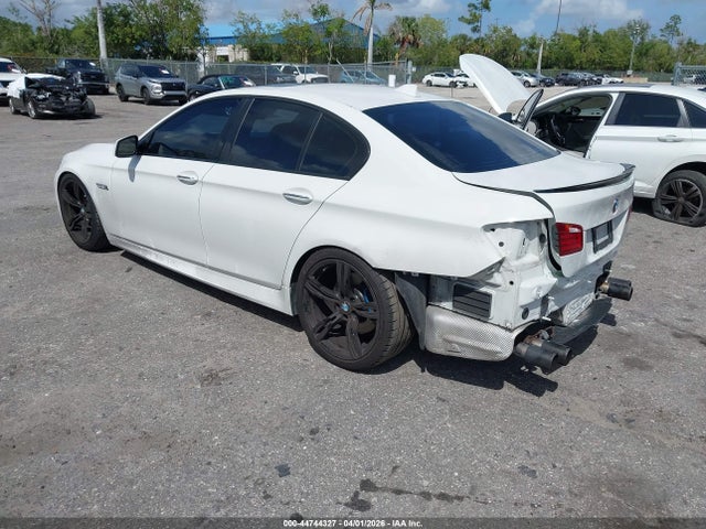 2012 Bmw 550i მანქანა იყიდება აუქციონზე, vin: WBAFR9C58CDV59317, აუქციონის ნომერი: 44744327