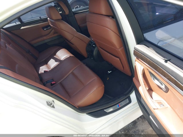 2012 Bmw 550i მანქანა იყიდება აუქციონზე, vin: WBAFR9C58CDV59317, აუქციონის ნომერი: 44744327