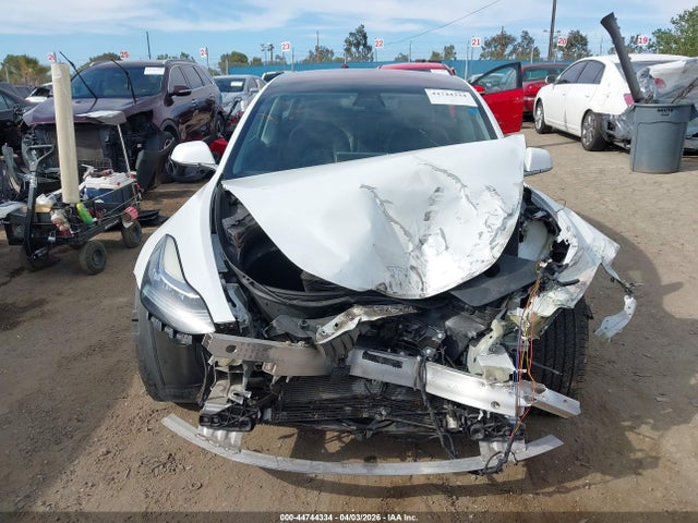 Продаж на аукціоні авто 2018 Tesla Model 3 Long Range/mid Range, vin: 5YJ3E1EA9JF050677, номер лоту: 44744334