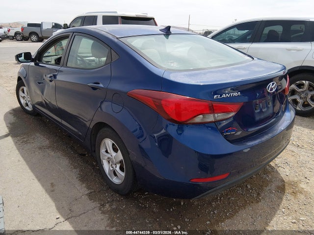 2015 HYUNDAI ELANTRA 5NPDH4AE5FH645167 Photo 2