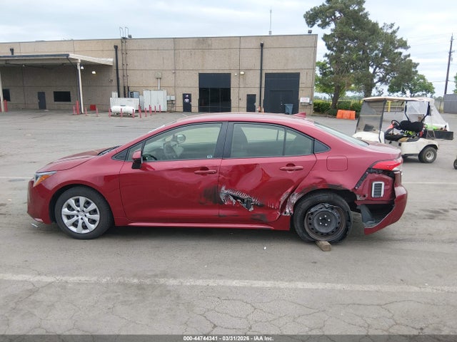 Toyota COROLLA LE 2022 JTDEPMAE4NJ191099 Image 15