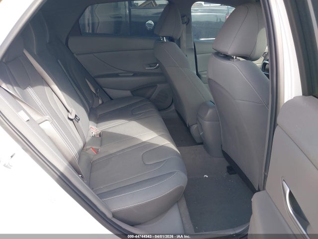 44744343 :رقم المزاد ، KMHLM4DGXRU797293 vin ، 2024 Hyundai Elantra Sel مزاد بيع