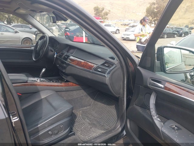 Продажа на аукционе авто 2008 Bmw X5 3.0si, vin: 5UXFE43568L006498, номер лота: 44744352