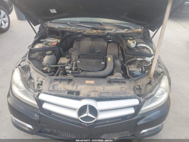 44744372 :رقم المزاد ، WDDGJ4HB5DG056138 vin ، 2013 Mercedes-benz C 250 مزاد بيع