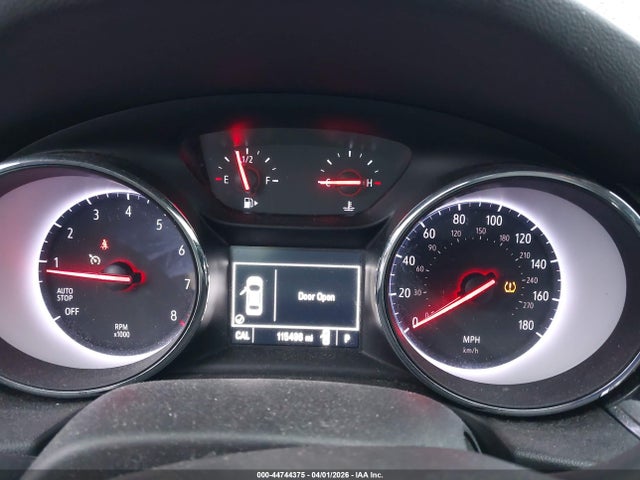 Продаж на аукціоні авто 2018 Buick Regal Sportback Preferred, vin: W04GL6SX0J1064323, номер лоту: 44744375