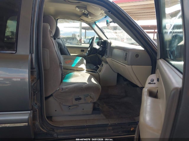 44744376 :رقم المزاد ، 1GNEK13T8YJ194060 vin ، 2000 Chevrolet Tahoe All New Ls مزاد بيع