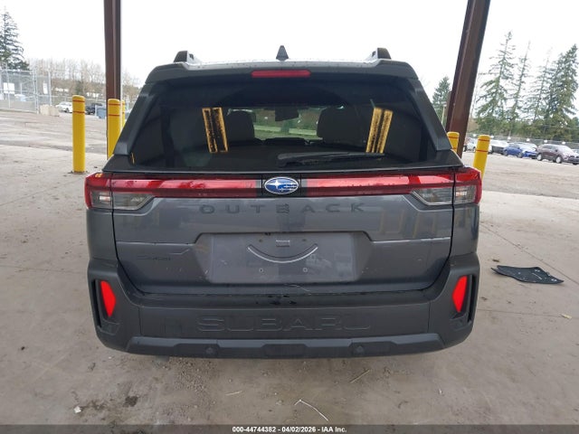 2026 Subaru Outback Premium მანქანა იყიდება აუქციონზე, vin: JF2BUPAD7TY499605, აუქციონის ნომერი: 44744382