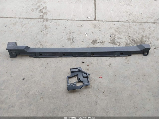 2026 Subaru Outback Premium მანქანა იყიდება აუქციონზე, vin: JF2BUPAD7TY499605, აუქციონის ნომერი: 44744382