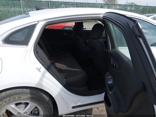 1G1ZC5STXLF083448 Chevrolet Malibu Fwd 1fl