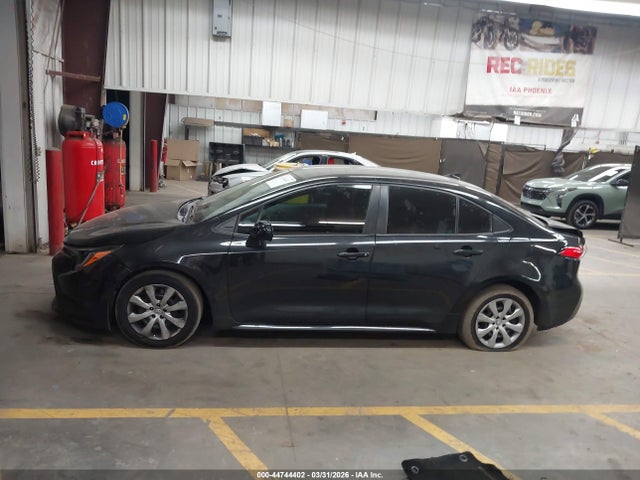 Toyota COROLLA LE 2021 5YFEPMAE4MP201737 Image 14