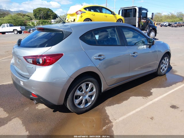 Продажа на аукционе авто 2016 Mazda Mazda3 I Sport, vin: JM1BM1J70G1333933, номер лота: 44744410