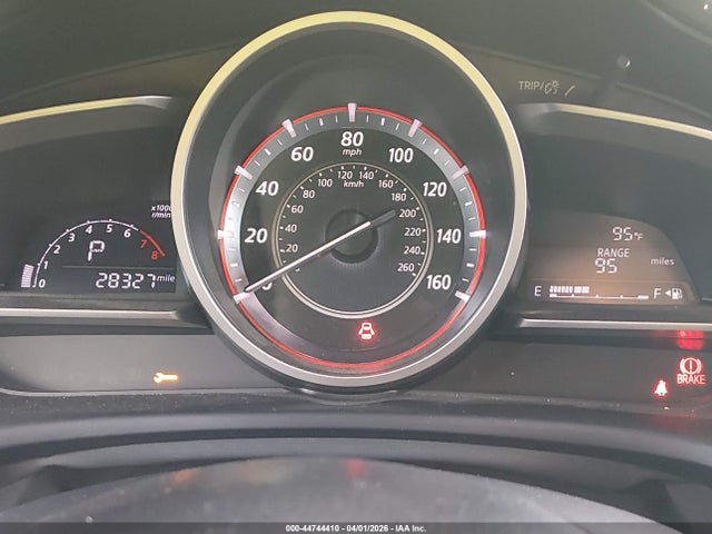 Продажа на аукционе авто 2016 Mazda Mazda3 I Sport, vin: JM1BM1J70G1333933, номер лота: 44744410