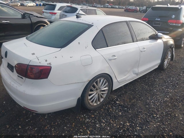 2011 Volkswagen Jetta 2.5l Sel მანქანა იყიდება აუქციონზე, vin: 3VWLZ7AJ8BM380964, აუქციონის ნომერი: 44744426