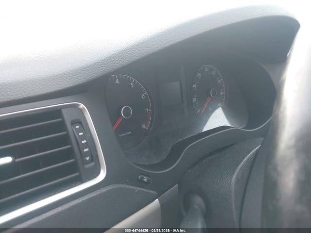 2011 Volkswagen Jetta 2.5l Sel მანქანა იყიდება აუქციონზე, vin: 3VWLZ7AJ8BM380964, აუქციონის ნომერი: 44744426