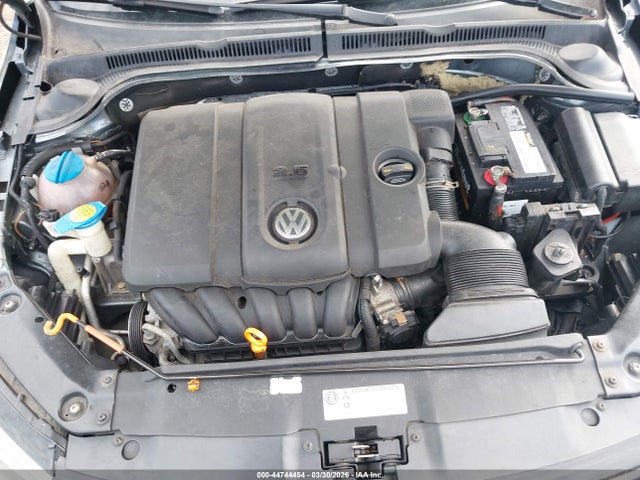 44744454 :رقم المزاد ، 3VWDZ7AJ5BM320824 vin ، 2011 Volkswagen Jetta 2.5l Se مزاد بيع