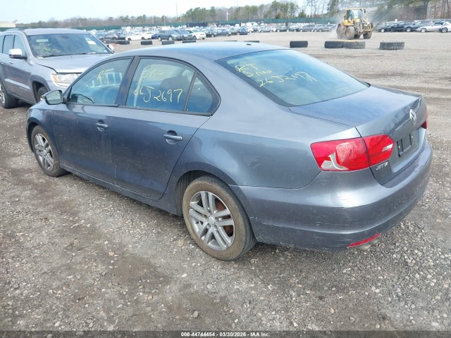 44744454 :رقم المزاد ، 3VWDZ7AJ5BM320824 vin ، 2011 Volkswagen Jetta 2.5l Se مزاد بيع