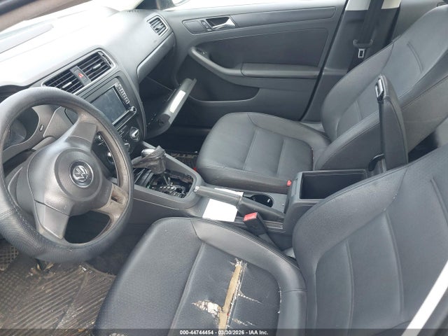 44744454 :رقم المزاد ، 3VWDZ7AJ5BM320824 vin ، 2011 Volkswagen Jetta 2.5l Se مزاد بيع
