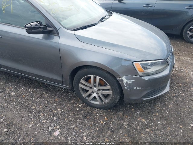 44744454 :رقم المزاد ، 3VWDZ7AJ5BM320824 vin ، 2011 Volkswagen Jetta 2.5l Se مزاد بيع