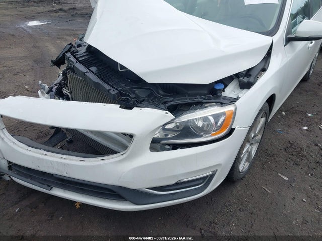 Volvo S60 T5 Drive-e Premier 2016 YV126MFK9G2390967 Image 13