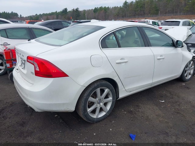Volvo S60 T5 Drive-e Premier 2016 YV126MFK9G2390967 Image 4