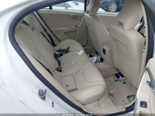 Volvo S60 T5 Drive-e Premier 2016 YV126MFK9G2390967 Image 8