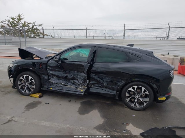 Ford Mustang Mach-e Premium 2022 3FMTK3R78NMA24426 Image 14
