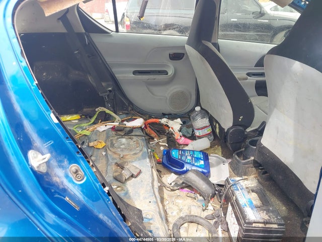 Aukcja sprzedaży 2014 Toyota Prius C One, vin: JTDKDTB3XE1074145, numer aukcji: 44744505