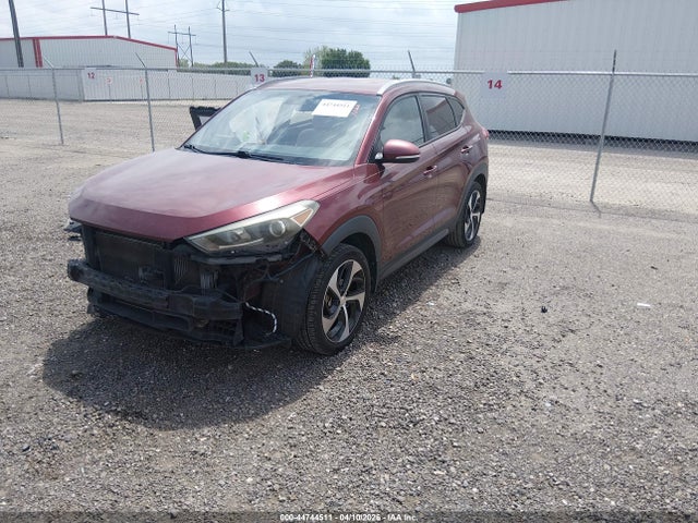 Auction sale of the 2016 Hyundai Tucson Sport, vin: KM8J33A22GU208117, lot number: 44744511