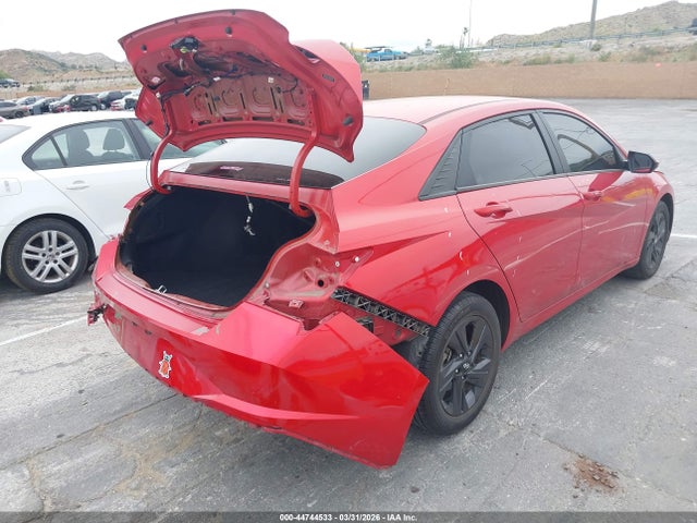 5NPLM4AGXMH036176 Hyundai ELANTRA SEL