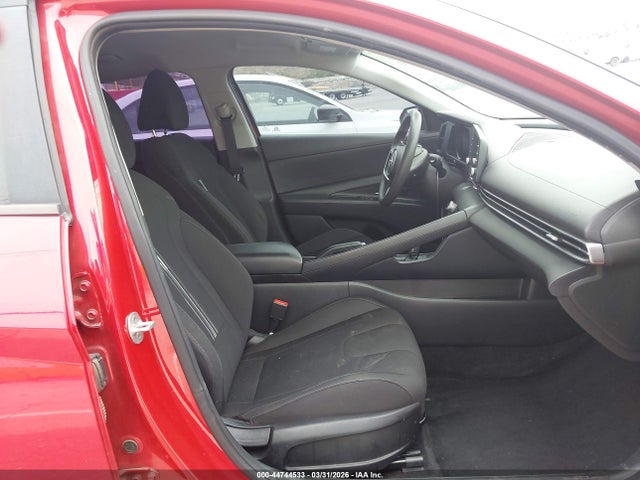 5NPLM4AGXMH036176 Hyundai ELANTRA SEL