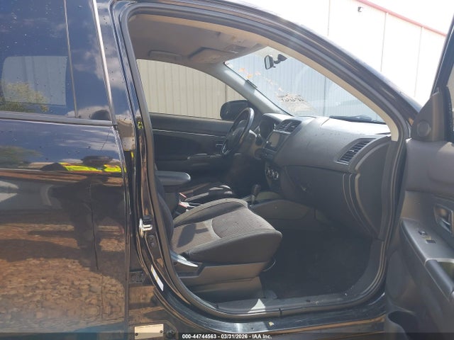 2019 MITSUBISHI OUTLANDER SPORT JA4AP4AU2KU024279 Photo 4