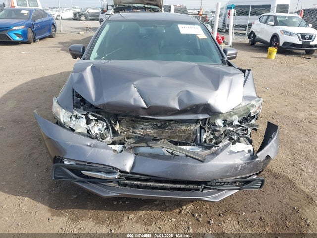 2015 Honda Civic Se მანქანა იყიდება აუქციონზე, vin: 19XFB2F7XFE011995, აუქციონის ნომერი: 44744568