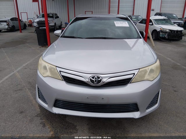 4T4BF1FK8ER417826 Toyota CAMRY LE