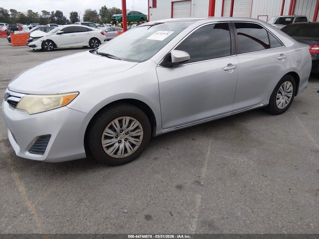 4T4BF1FK8ER417826 Toyota CAMRY LE