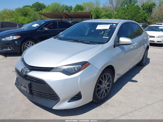 Toyota COROLLA LE 2017 2T1BURHE0HC881916 Image 2