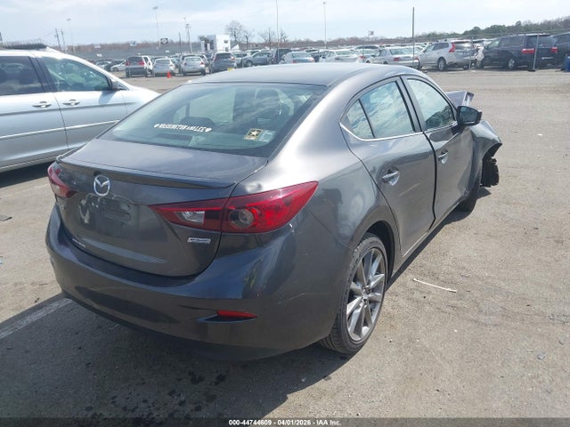 Продаж на аукціоні авто 2018 Mazda Mazda3 Touring, vin: 3MZBN1V30JM265967, номер лоту: 44744609